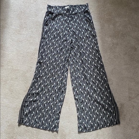 Max Studio Printed Pants Black White Striped Petal Wide Leg Pants Size M - Picture 5 of 11